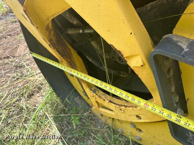 image for item NR9928 2005 Bomag BW190 AD-4 double drum vibratory roller