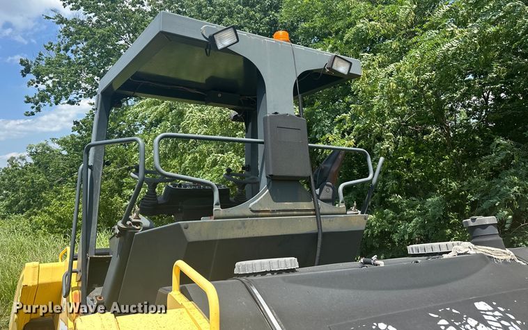 image for item NR9928 2005 Bomag BW190 AD-4 double drum vibratory roller