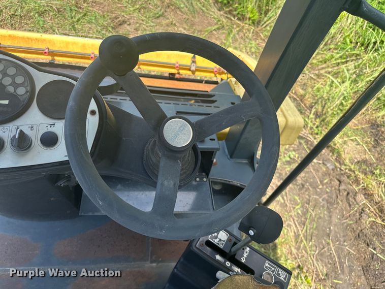 image for item NR9928 2005 Bomag BW190 AD-4 double drum vibratory roller