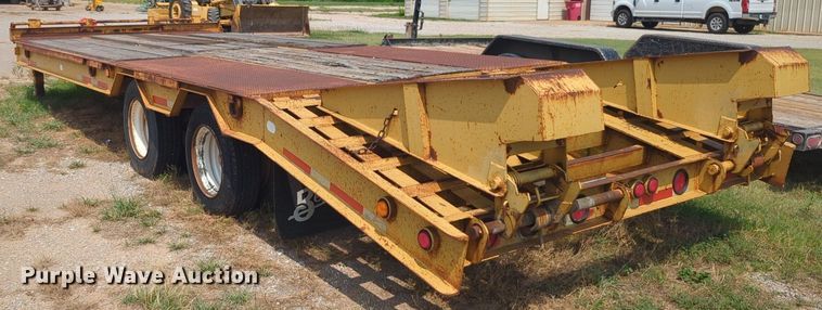 image for item NW9602 2004 Belshe flatbed trailer