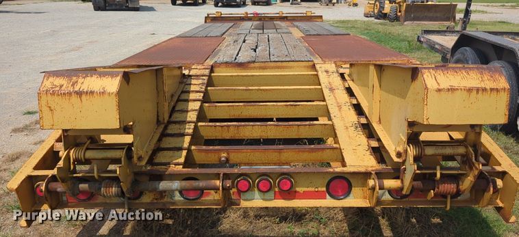 image for item NW9602 2004 Belshe flatbed trailer