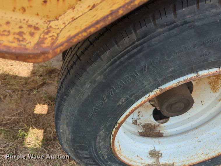 image for item NW9602 2004 Belshe flatbed trailer