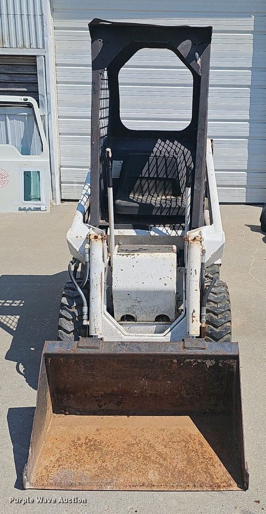 image for item NX9015 1980 Bobcat 310 skid steer loader
