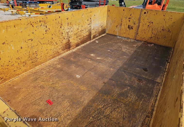 image for item NX9033 2017 Region Welding 6X10DT dump trailer