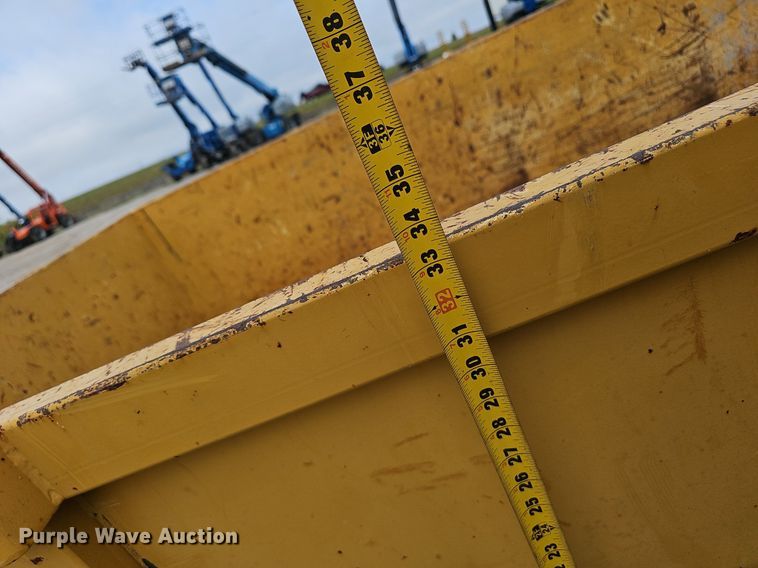 image for item NX9033 2017 Region Welding 6X10DT dump trailer