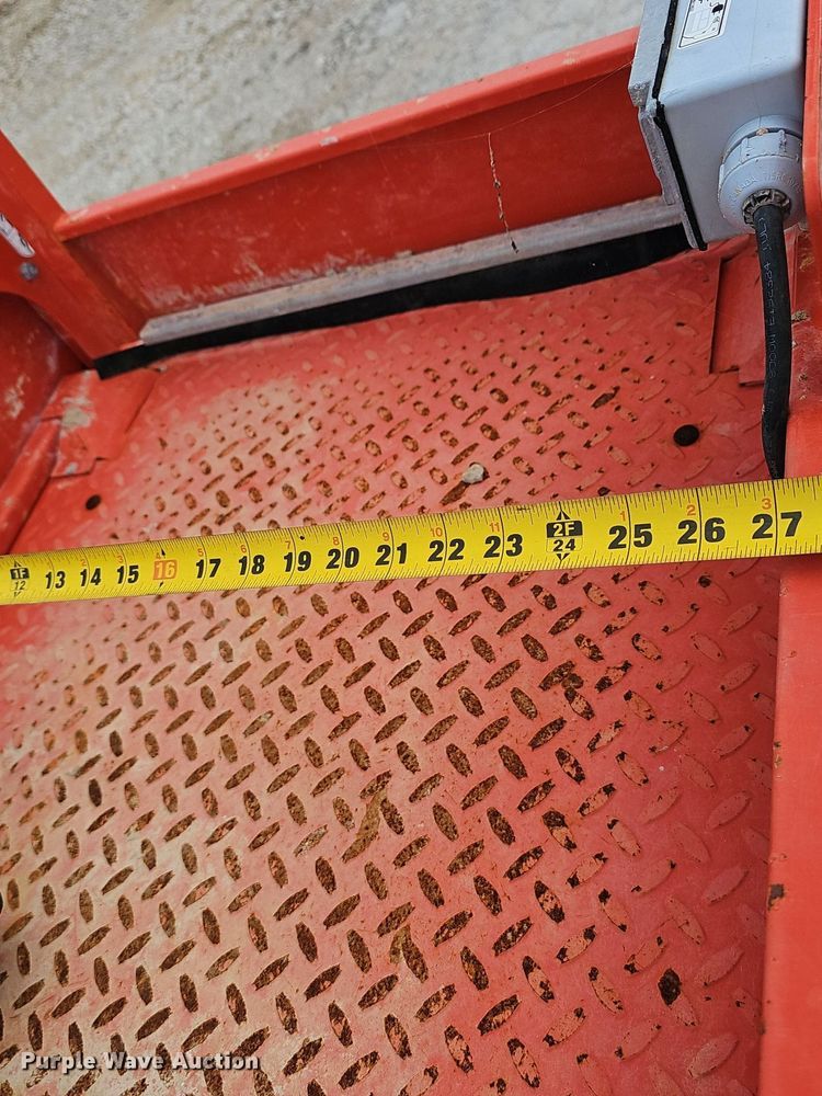 image for item NX9034 2023 Skyjack SJ3219E scissor lift