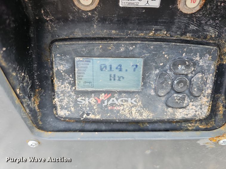 image for item NX9034 2023 Skyjack SJ3219E scissor lift