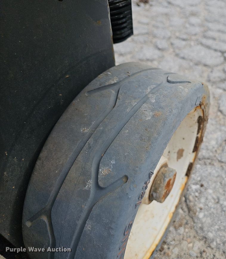 image for item NX9034 2023 Skyjack SJ3219E scissor lift