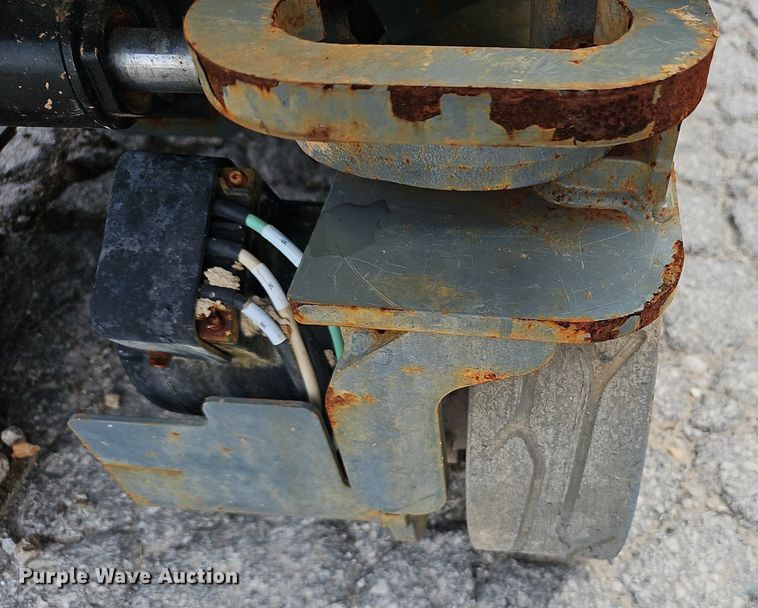 image for item NX9034 2023 Skyjack SJ3219E scissor lift