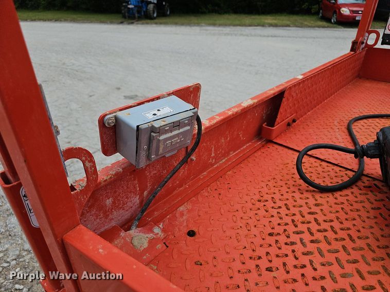 image for item NX9035 2023 Skyjack  SJ3219E scissor lift 