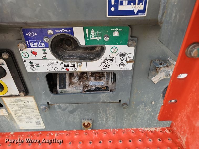 image for item NX9035 2023 Skyjack  SJ3219E scissor lift 