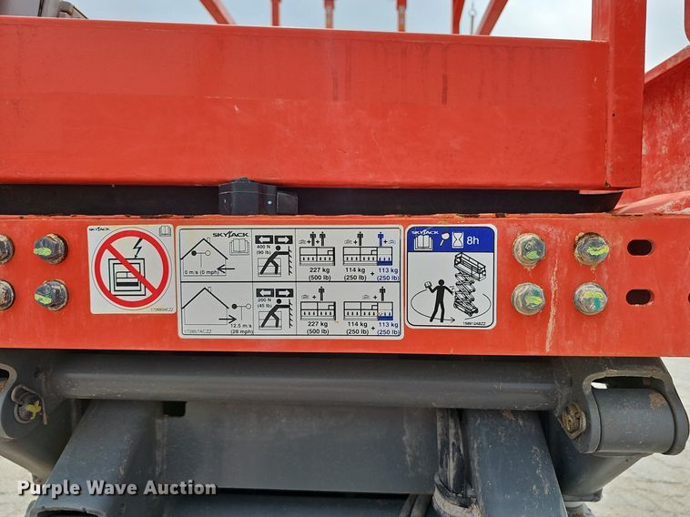 image for item NX9035 2023 Skyjack  SJ3219E scissor lift 