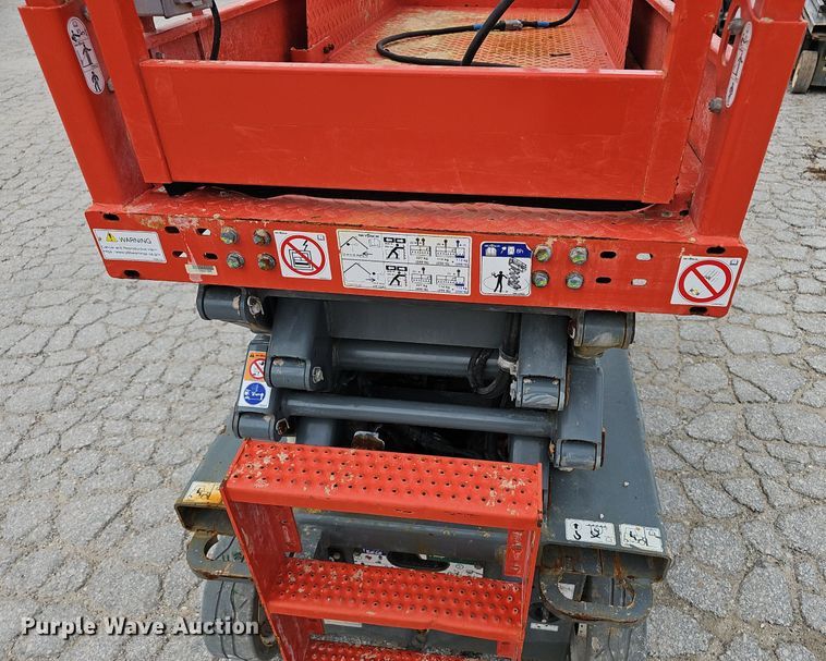 image for item NX9036 2023 Skyjack  SJ3219E scissor lift