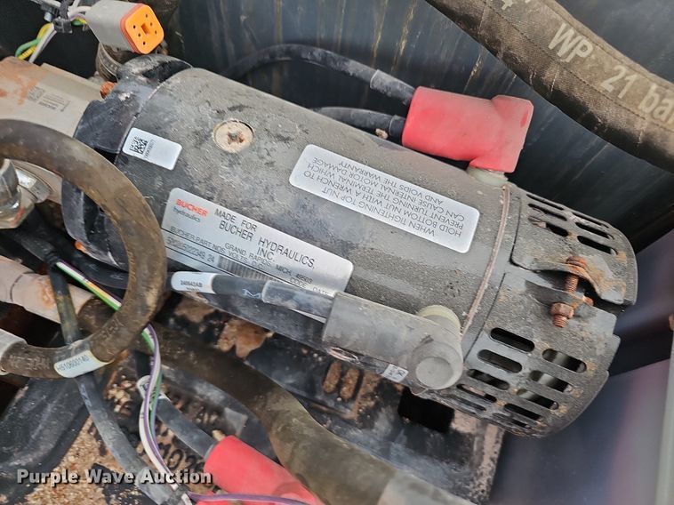 image for item NX9036 2023 Skyjack  SJ3219E scissor lift