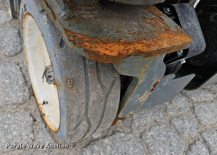 image for item NX9036 2023 Skyjack  SJ3219E scissor lift