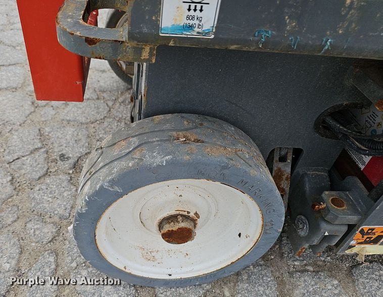 image for item NX9036 2023 Skyjack  SJ3219E scissor lift