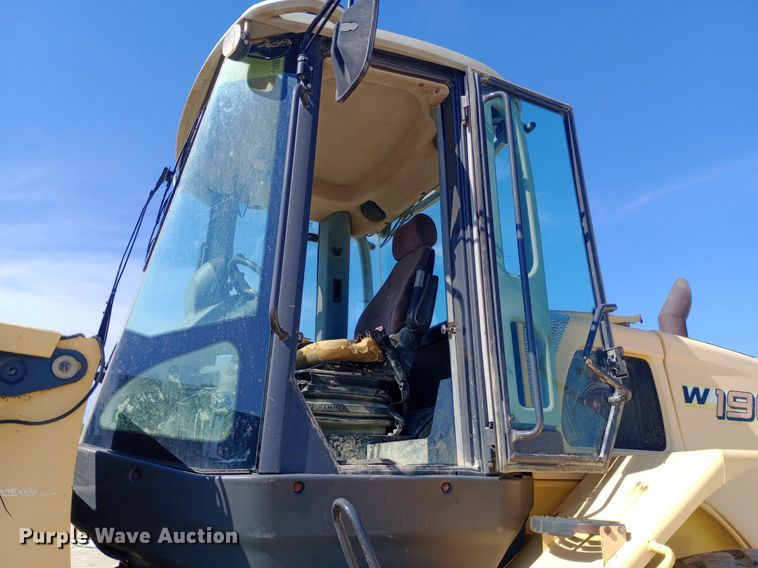 image for item NY9408 2010 New Holland W190B wheel loader