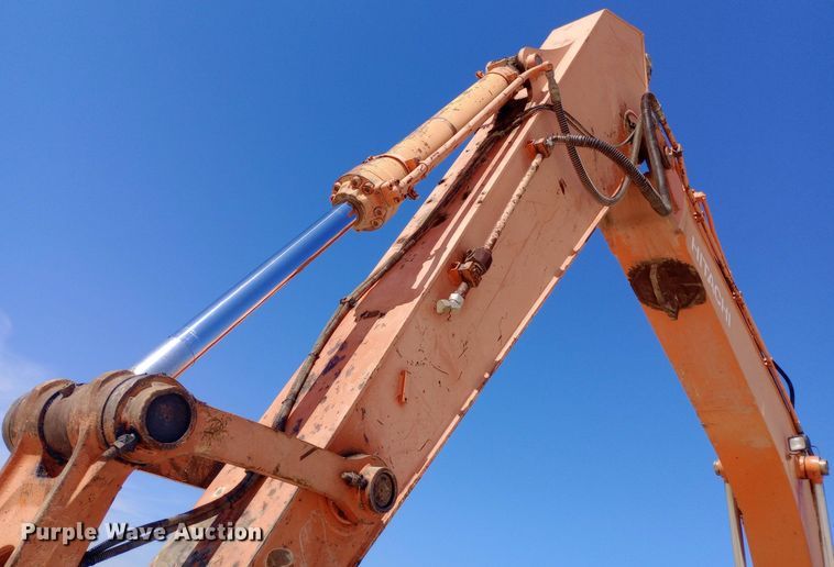 image for item NY9409 2002 Hitachi ZX330LC excavator