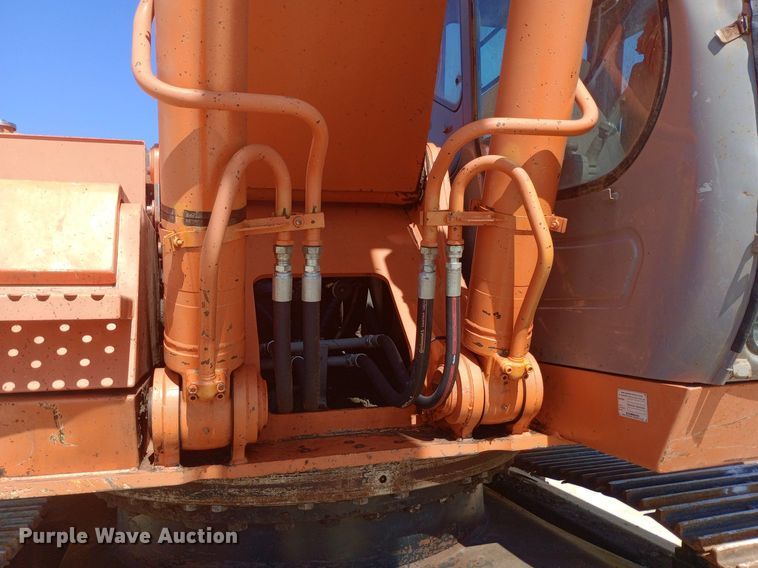 image for item NY9409 2002 Hitachi ZX330LC excavator