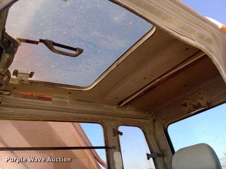 image for item NY9409 2002 Hitachi ZX330LC excavator