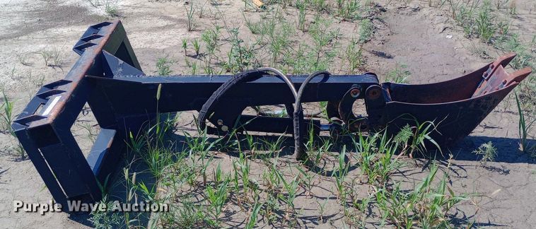 image for item NY9410 Skid steer backhoe