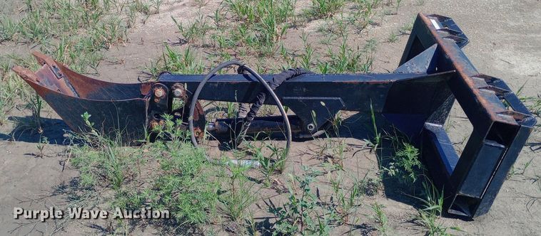 image for item NY9410 Skid steer backhoe