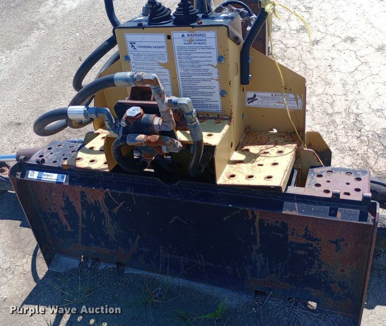 image for item NY9411 Woods  6500 skid steer backhoe