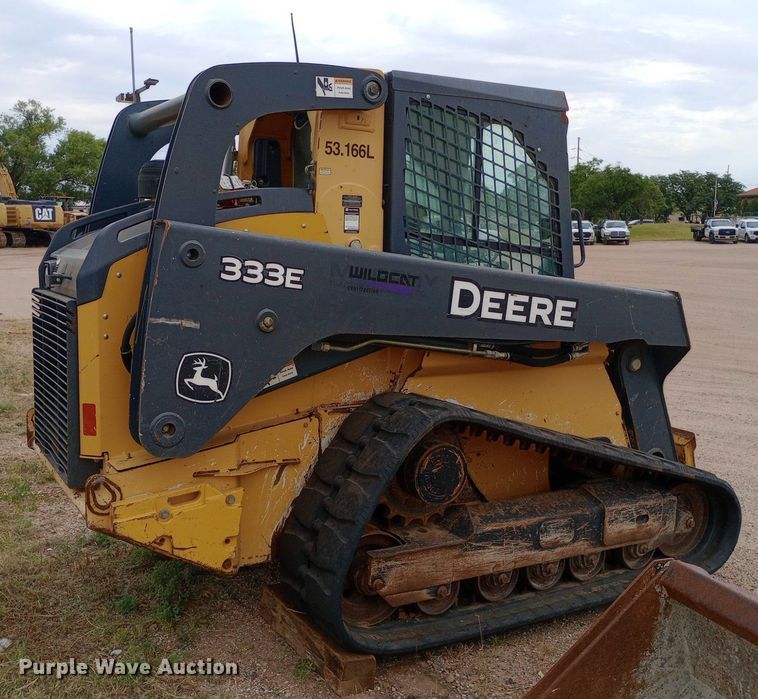 image for item NY9421 2015 John Deere 333E skid steer loader