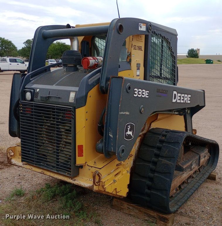 image for item NY9421 2015 John Deere 333E skid steer loader