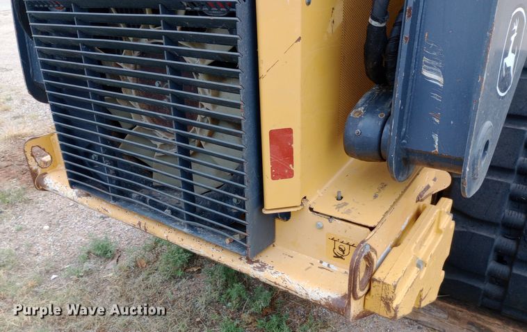 image for item NY9421 2015 John Deere 333E skid steer loader