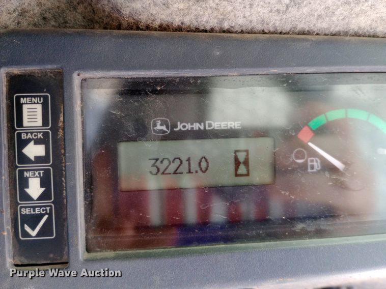 image for item NY9421 2015 John Deere 333E skid steer loader