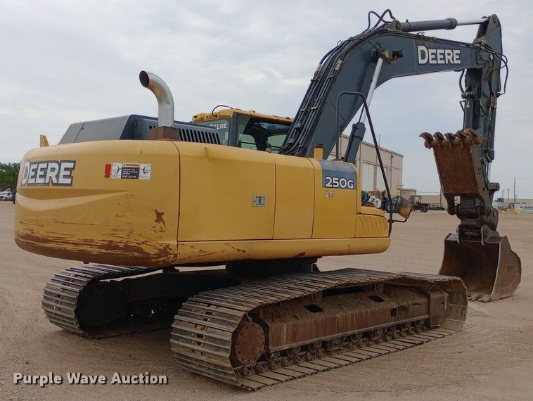 image for item NY9425 2014 John Deere 250G LC excavator