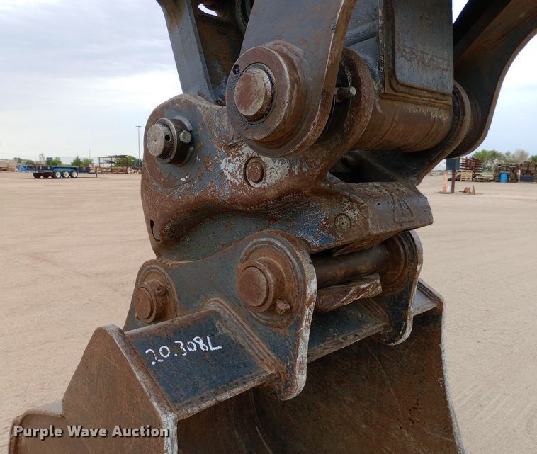 image for item NY9425 2014 John Deere 250G LC excavator