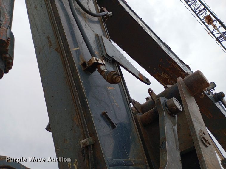 image for item NY9425 2014 John Deere 250G LC excavator