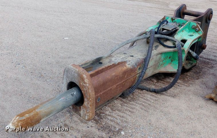 image for item NY9425 2014 John Deere 250G LC excavator
