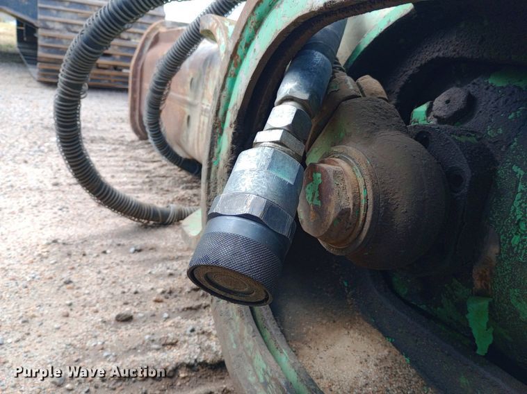 image for item NY9425 2014 John Deere 250G LC excavator