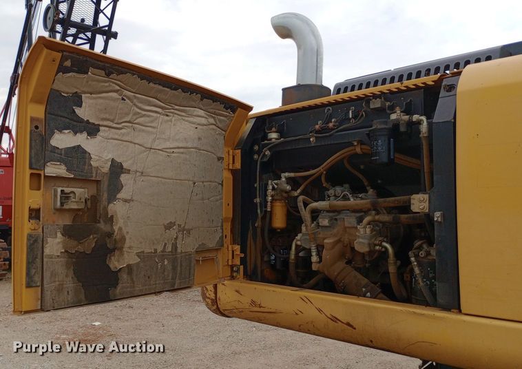 image for item NY9425 2014 John Deere 250G LC excavator