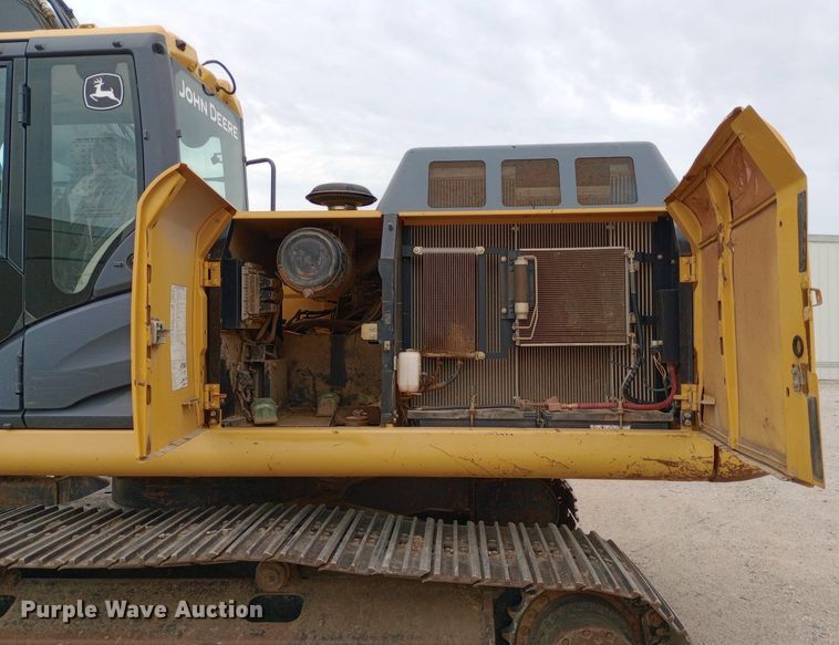 image for item NY9425 2014 John Deere 250G LC excavator