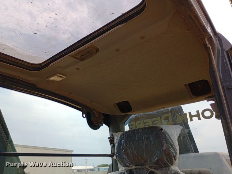 image for item NY9425 2014 John Deere 250G LC excavator