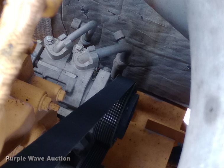 image for item NY9425 2014 John Deere 250G LC excavator