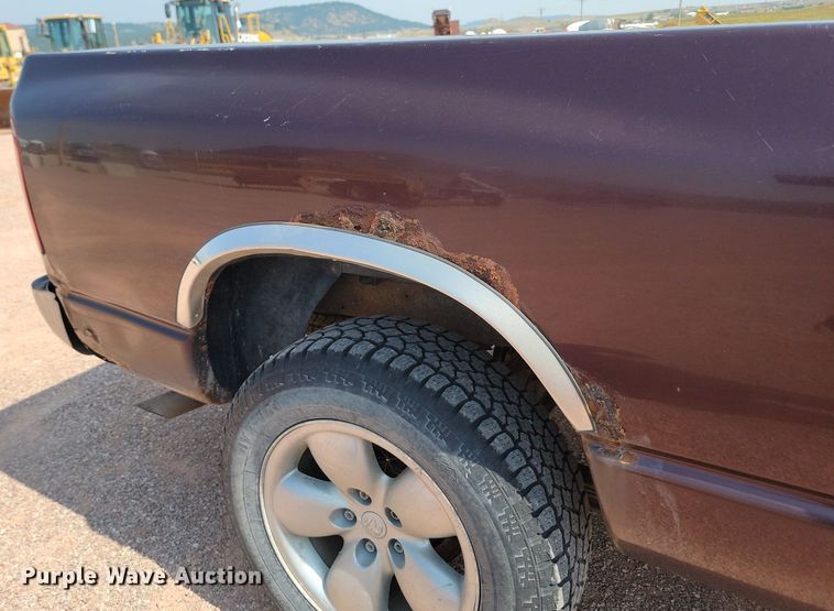 image for item OD9668 2005 Dodge Ram 1500 Quad Cab pickup truck