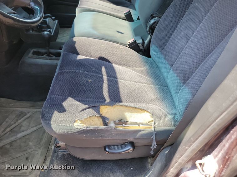 image for item OD9668 2005 Dodge Ram 1500 Quad Cab pickup truck