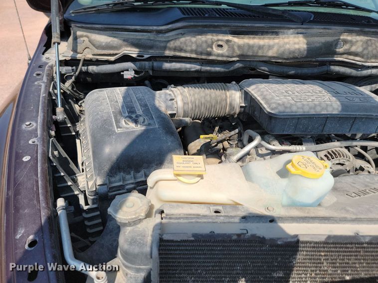 image for item OD9668 2005 Dodge Ram 1500 Quad Cab pickup truck