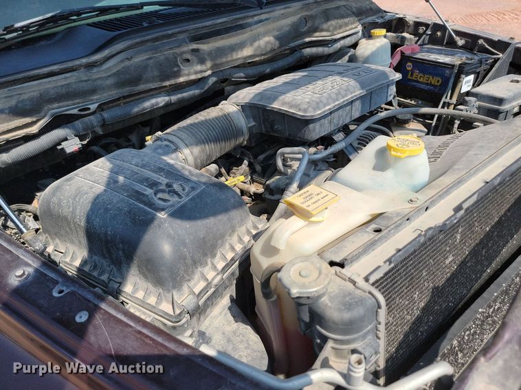 image for item OD9668 2005 Dodge Ram 1500 Quad Cab pickup truck