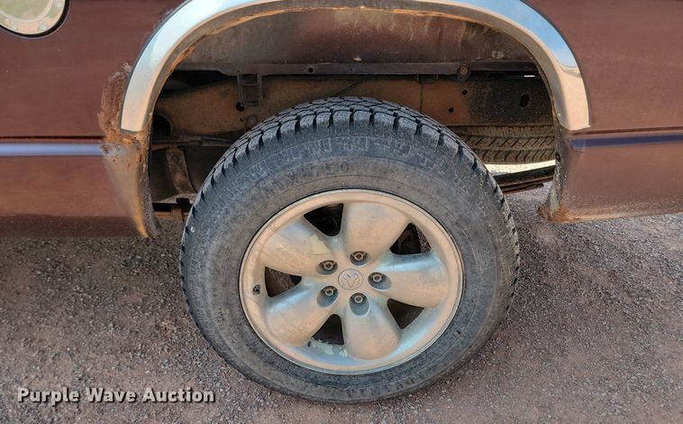 image for item OD9668 2005 Dodge Ram 1500 Quad Cab pickup truck