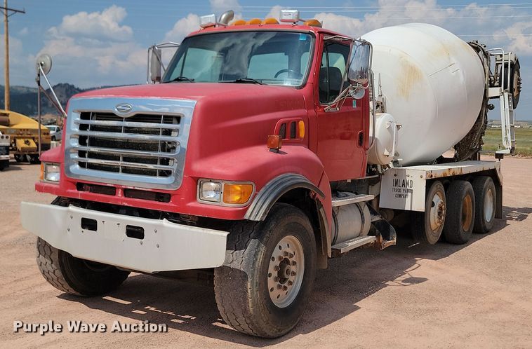 image for item OD9673 2004 Sterling  L9500 ready mix truck