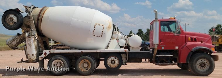 image for item OD9673 2004 Sterling  L9500 ready mix truck
