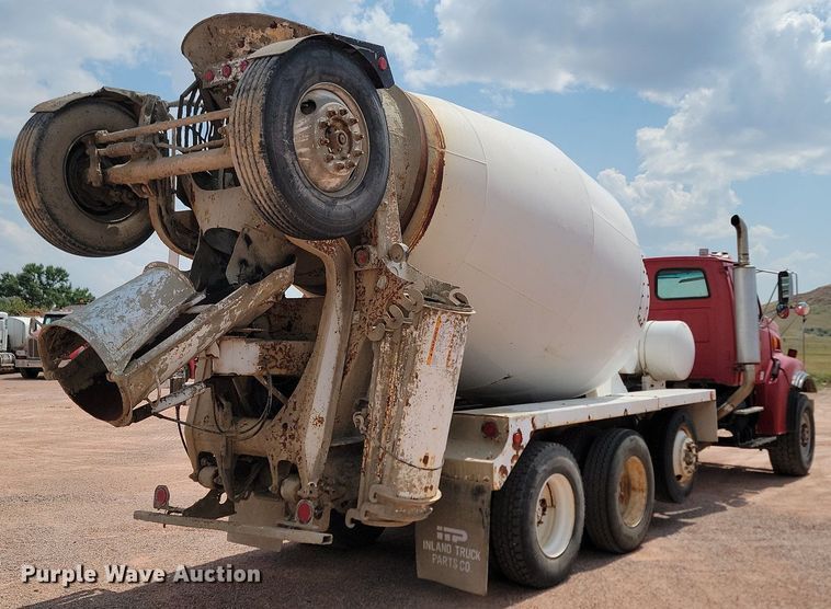 image for item OD9673 2004 Sterling  L9500 ready mix truck