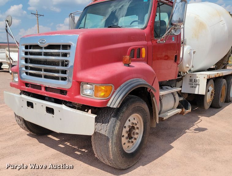 image for item OD9673 2004 Sterling  L9500 ready mix truck