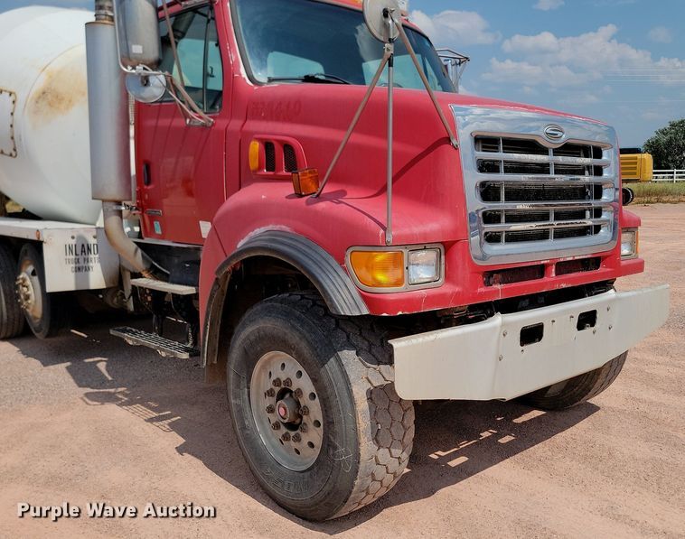 image for item OD9673 2004 Sterling  L9500 ready mix truck